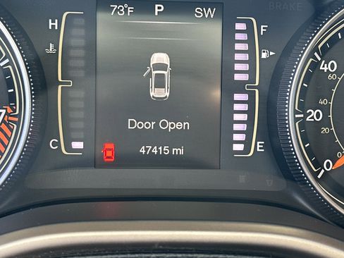 Used 2015 Jeep Cherokee Latitude w/ Comfort/Convenience Group image 29