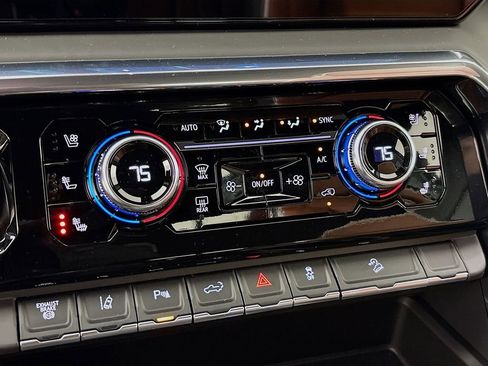 New 2026 GMC Sierra 2500 Denali Ultimate image 16