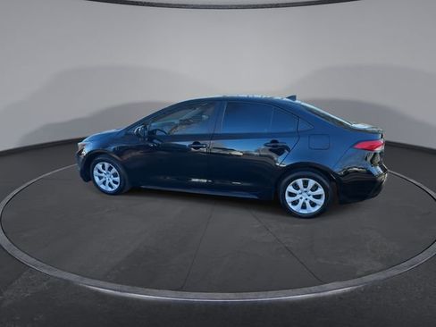 Used 2024 Toyota Corolla LE image 9