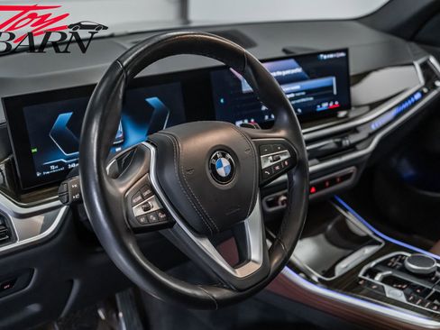 Used 2024 BMW X5 xDrive40i w/ Parking Assistance Package AWD/4WD image 27