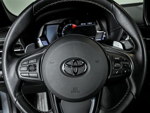 Used 2021 Toyota Supra RWD image 23