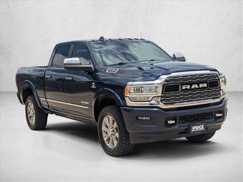 Used 2022 RAM 2500 Limited AWD/4WD image 3