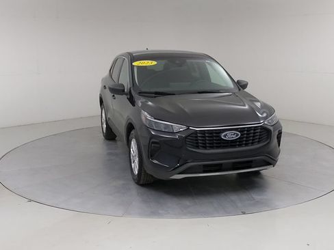 Certified 2023 Ford Escape Active w/ Tech Pack #1 AWD/4WD image 9