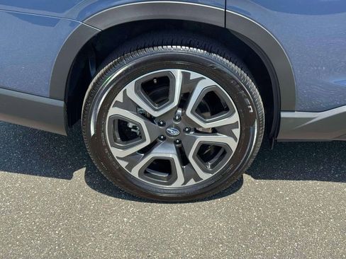 Used 2025 Subaru Ascent Touring AWD/4WD image 11
