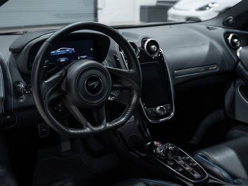 Used 2021 McLaren GT image 46