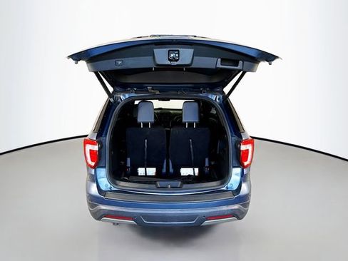 Used 2019 Ford Explorer XLT w/ Equipment Group 202A image 26