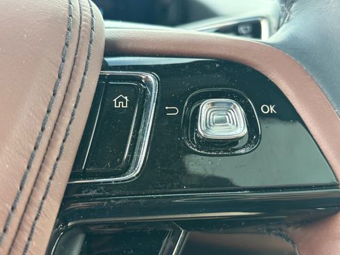 Used 2025 Lincoln Aviator Reserve w/ Equipment Group 201A image 36