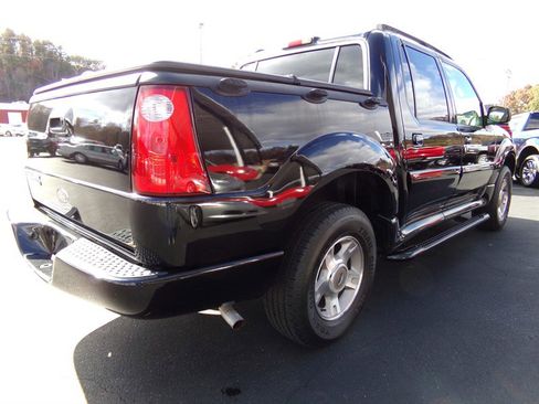 Used 2004 Ford Explorer Sport Trac XLT image 8