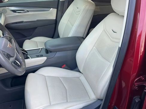 Used 2019 Cadillac XT5 Luxury image 23