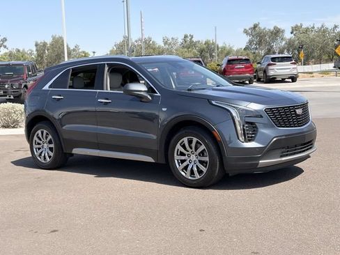 Used 2019 Cadillac XT4 Premium Luxury FWD image 4