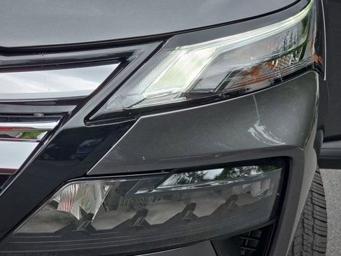 Certified 2026 Nissan Rogue SV FWD image 30