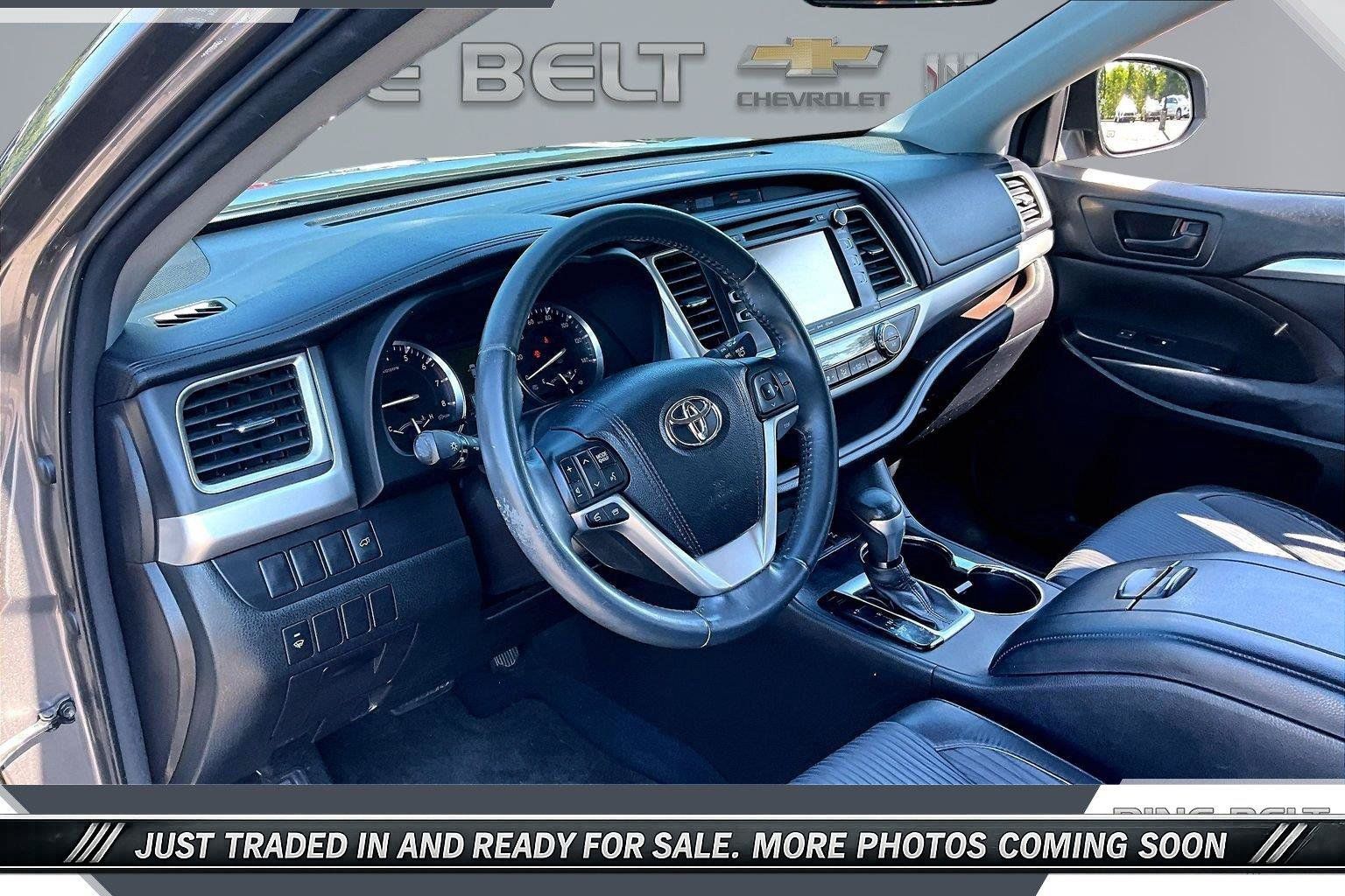Used 2016 Toyota Highlander Plus AWD/4WD image 12