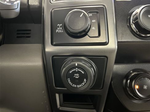 Used 2020 Ford F150 XLT w/ Heavy-Duty Payload Package image 21