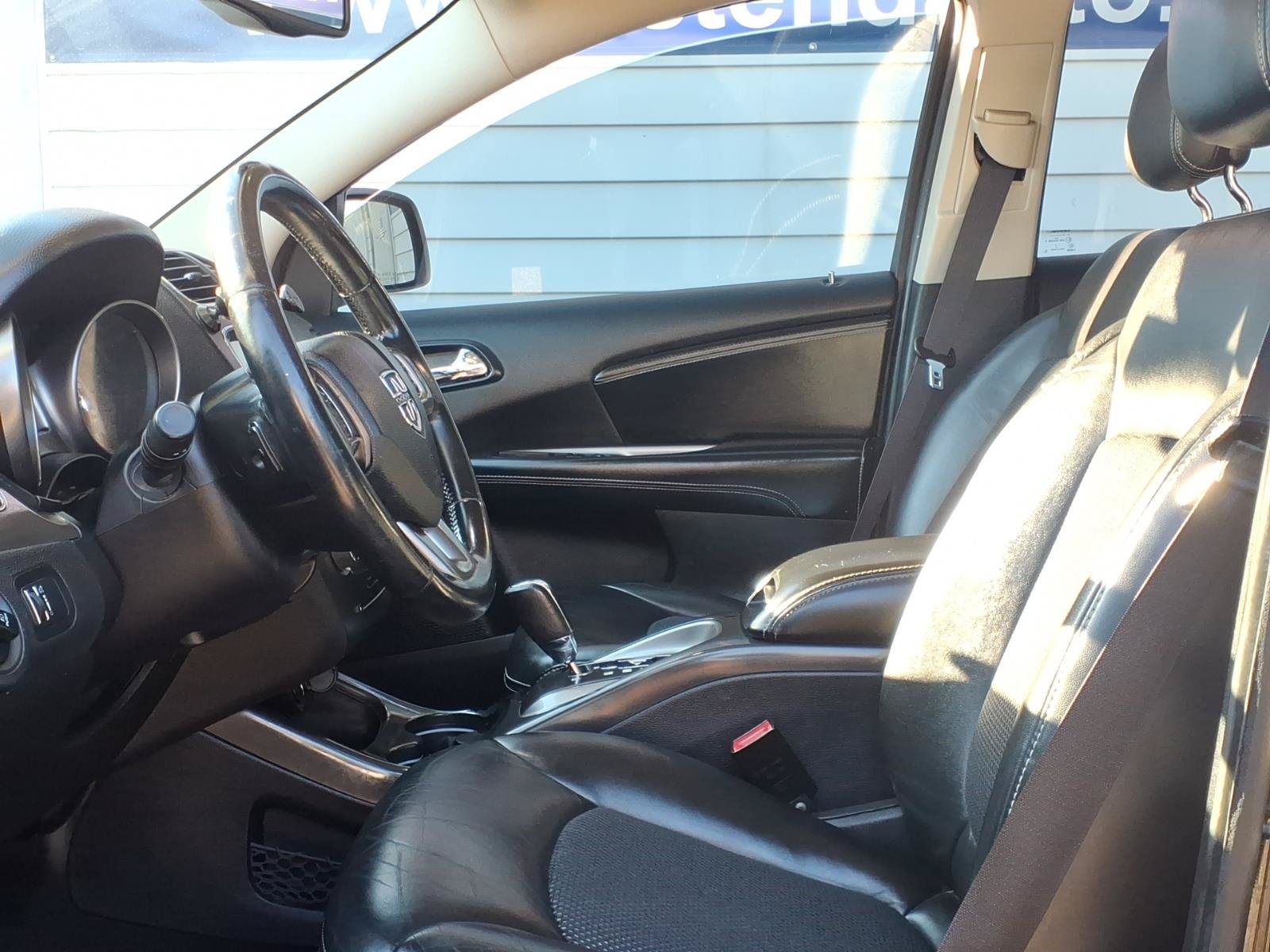 Used 2016 Dodge Journey Crossroad FWD image 7