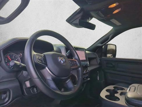 Used 2025 RAM 2500 Tradesman w/ Chrome Appearance Group image 29