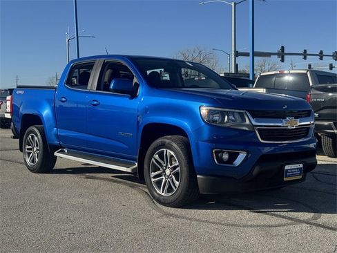Used 2020 Chevrolet Colorado LT w/ Safety Package image 2