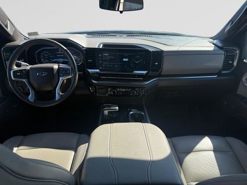 Used 2023 Chevrolet Silverado 1500 RST image 10