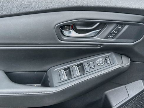 Used 2025 Honda Accord Sport image 21