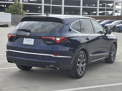 Certified 2023 Acura MDX FWD w/ Technology Package image 8
