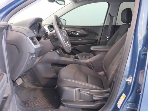 Used 2024 GMC Terrain SLE w/ LPO, Cargo Package FWD image 8