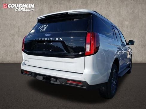 New 2026 Ford Expedition Active image 12