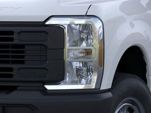 New 2026 Ford F250 XL image 18