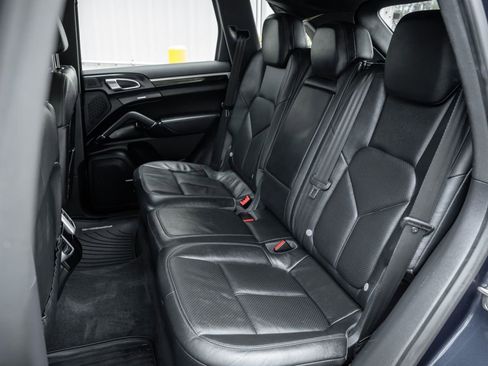Used 2014 Porsche Cayenne Diesel image 13