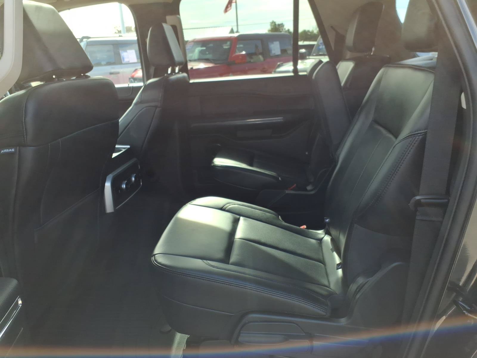 Used 2023 Ford Expedition Max XLT AWD/4WD image 13