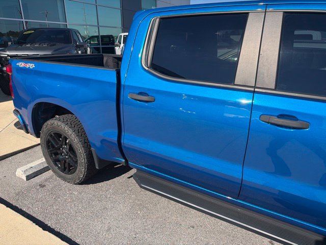 Used 2022 Chevrolet Silverado 1500 Custom w/ LPO, Dark Essentials Package AWD/4WD image 23