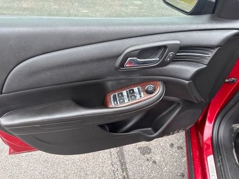 Used 2013 Chevrolet Malibu LTZ FWD image 14