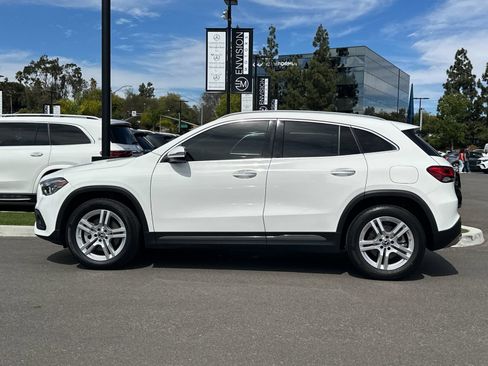 Certified 2021 Mercedes-Benz GLA 250 4MATIC w/ Premium Package image 7