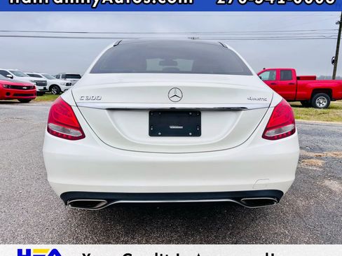 Used 2018 Mercedes-Benz C 300 4MATIC Sedan image 4
