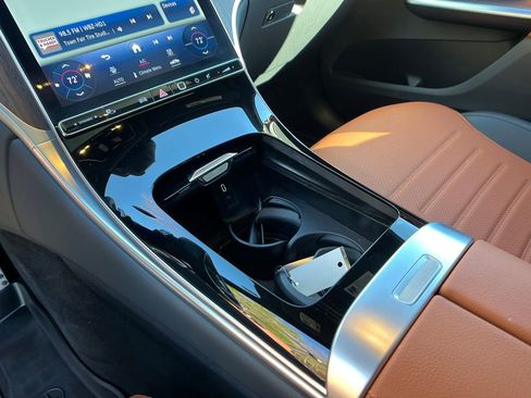 Used 2023 Mercedes-Benz GLC 300 4MATIC image 20