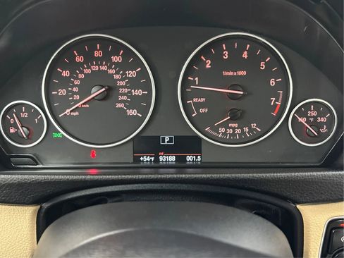 Used 2018 BMW 320i xDrive Sedan w/ Convenience Package image 22