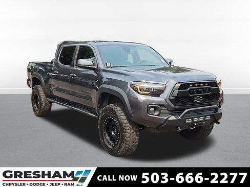 Used 2021 Toyota Tacoma TRD Off-Road AWD/4WD image 1
