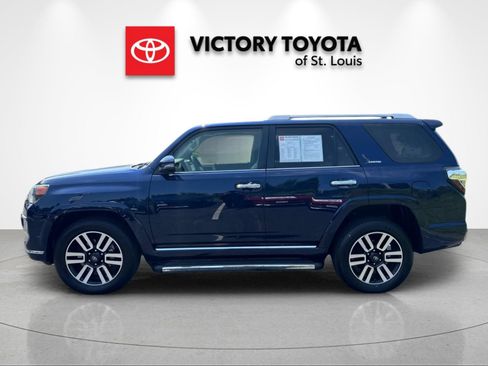 Used 2021 Toyota 4Runner Limited AWD/4WD image 6