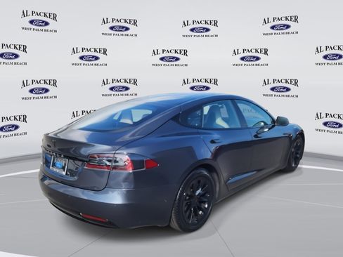 Used 2016 Tesla Model S 90D image 5
