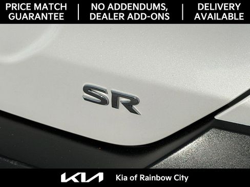 Used 2020 Nissan Kicks SR w/ SR Premium Package FWD image 8