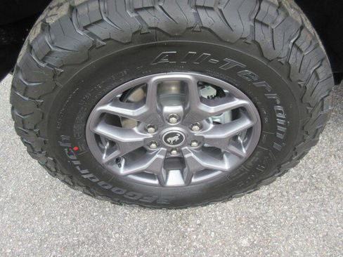 New 2025 Ford Bronco Badlands AWD/4WD image 9
