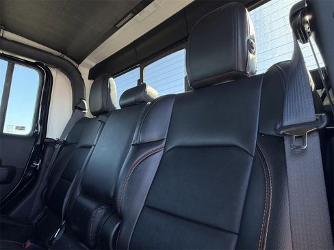 Used 2023 Jeep Gladiator Mojave w/ Trailer Tow Package image 26