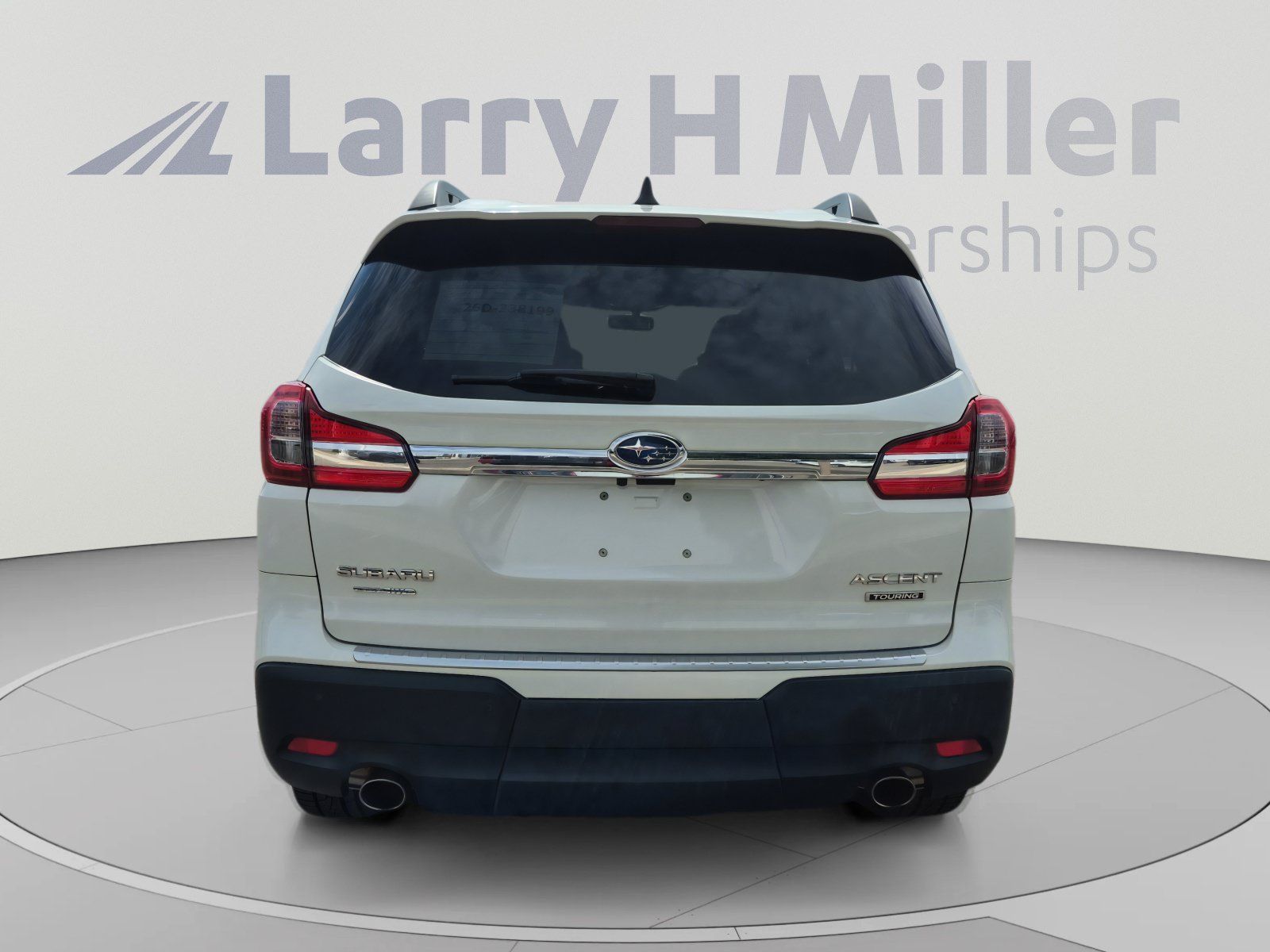 Used 2021 Subaru Ascent Touring AWD/4WD image 4