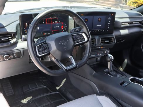 Used 2025 Ford Mustang Coupe RWD image 18