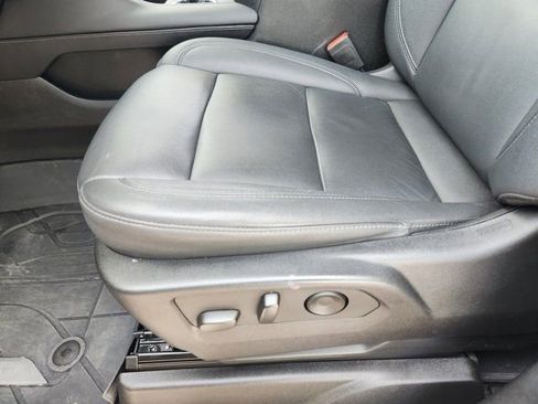 Used 2023 Chevrolet Tahoe Z71 w/ Z71 Off-Road Package image 25