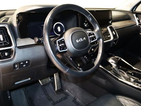 Used 2023 Kia Sorento SX Prestige image 42