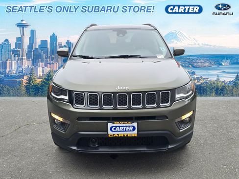 Used 2017 Jeep Compass Latitude w/ Popular Equipment Group FWD image 8