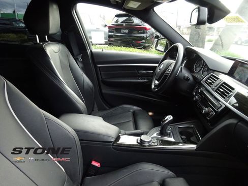 Used 2016 BMW 340i Sedan image 16