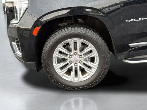 Used 2022 GMC Yukon SLT image 9