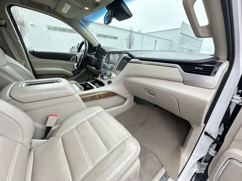Used 2020 GMC Yukon Denali w/ Denali Ultimate Package image 30