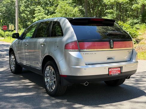 Used 2009 Lincoln MKX AWD image 9