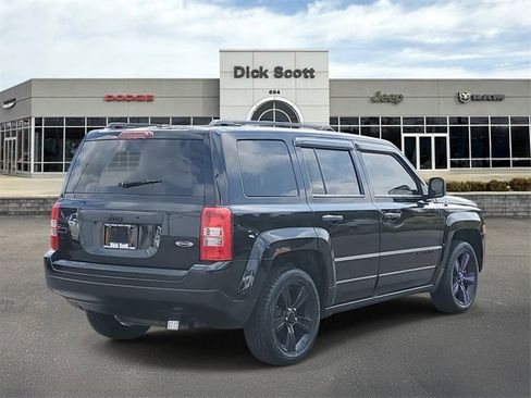 Used 2014 Jeep Patriot Sport image 5